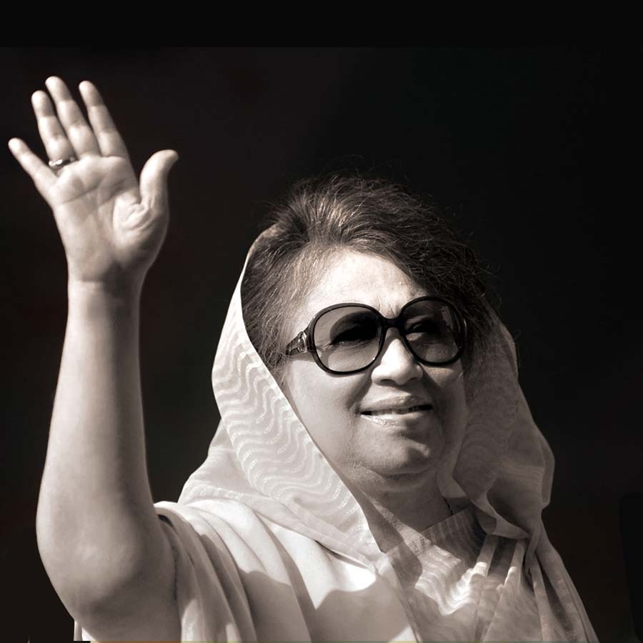 বাংলাদেশের প্রাক্তন প্রধানমন্ত্রী খালেদা জিয়া।