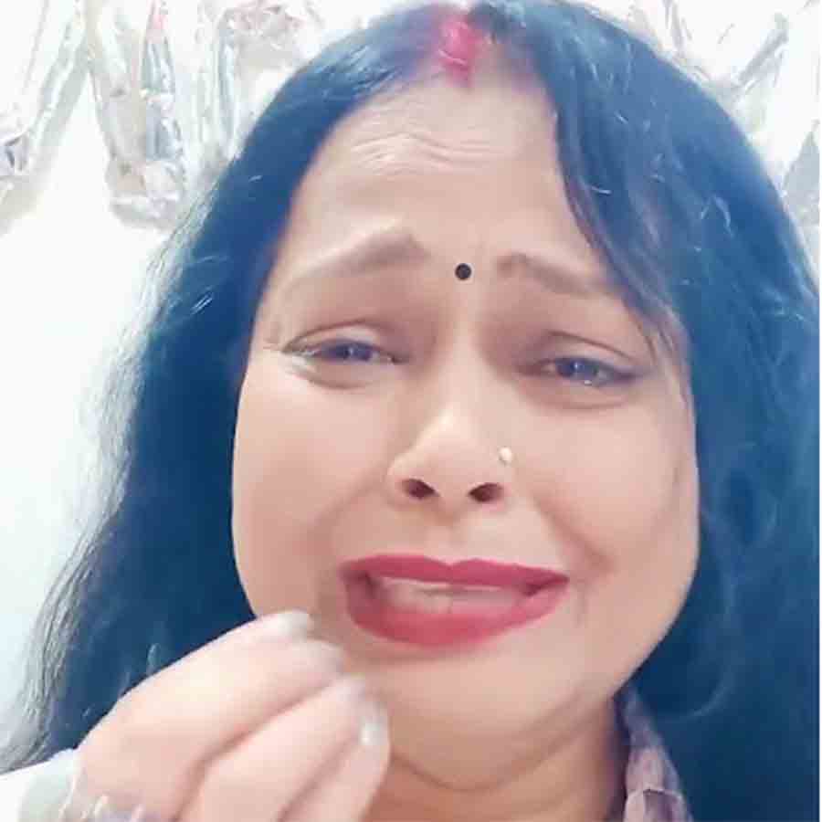 সেই অভিনেত্রী ঊর্মিলা সানাওয়ার।