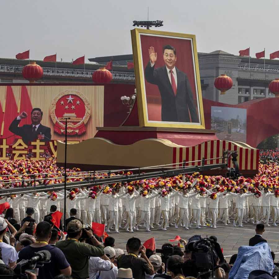 China is arming Pakistan by offering 40 fifth generation J-35 stealth fighters, may create big security threat for India