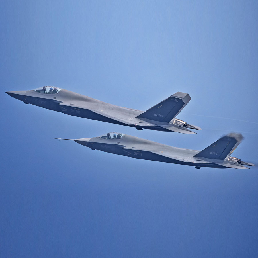 China is arming Pakistan by offering 40 fifth generation J-35 stealth fighters, may create big security threat for India