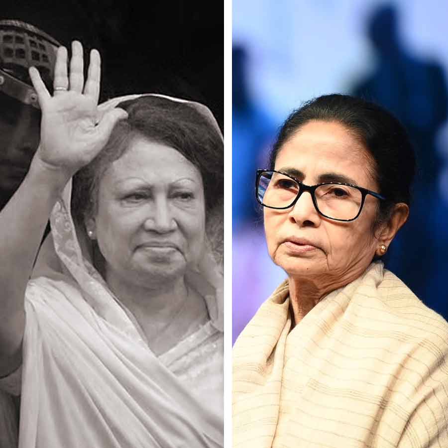 West Bengal CM Mamata Banerjee expresses condolences on death of Khaleda Zia dgtl
