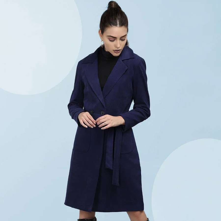 উলের ওভারকোটও শীতের দোসর হতে পারে।