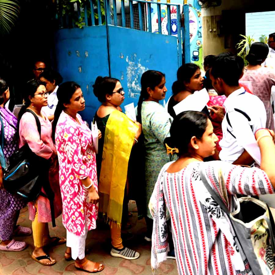 ২৬ হাজার চাকরিই বাতিল।