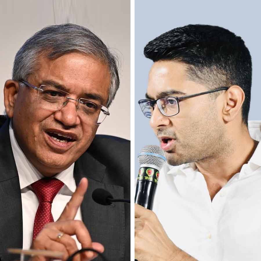 I told Chief Election Commissioner Gyanesh Kumar, keep your fingers down and talk, claims Abhishek Banerjee