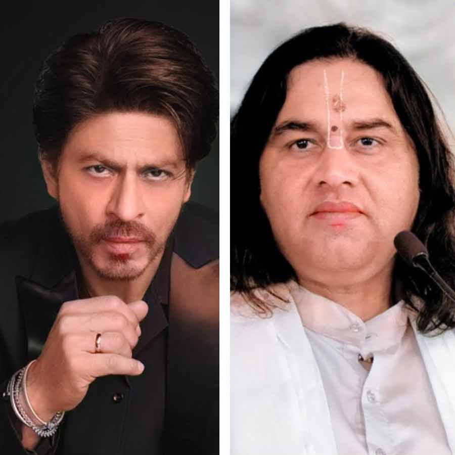 Spiritual Leader Devkinandan Thakur Threatens Shah Rukh Khan Over Buying Bangladeshi Player