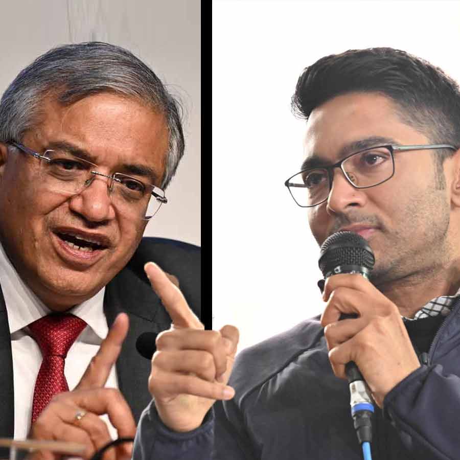 I told Chief Election Commissioner Gyanesh Kumar, keep your fingers down and talk, claims Abhishek Banerjee