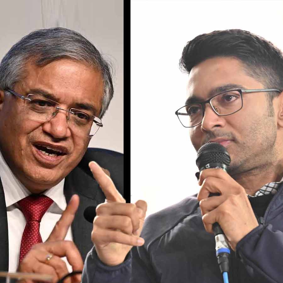 I told Chief Election Commissioner Gyanesh Kumar, keep your fingers down and talk, claims Abhishek Banerjee