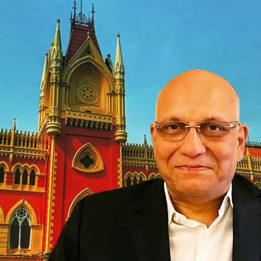 Calcutta High Court grants anticipatory bail to industrialist Pawan Kumar Ruia and his family in cyber crime case