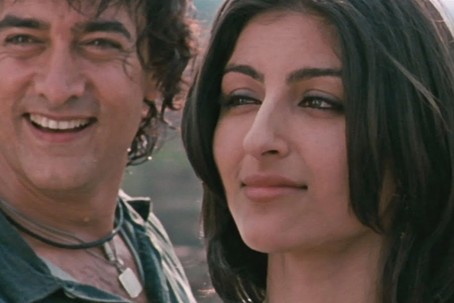 ‘রং দে বসন্তি’ ছবিতে সনিয়ার চরিত্রে অভিনয় করে প্রশংসা অর্জন করেছেন সোহা আলি খান। কিন্তু ছবিনির্মাতাদের প্রথম পছন্দ ছিলেন না তিনি।