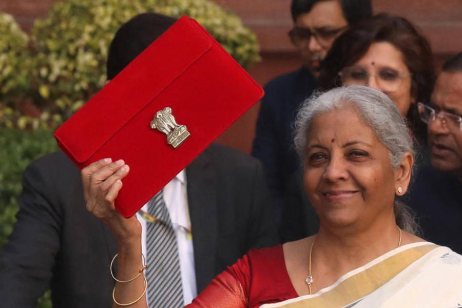 Income Tax benefits under new slabs from Rs 8 Lakh to Rs 50 Lakh here are details 