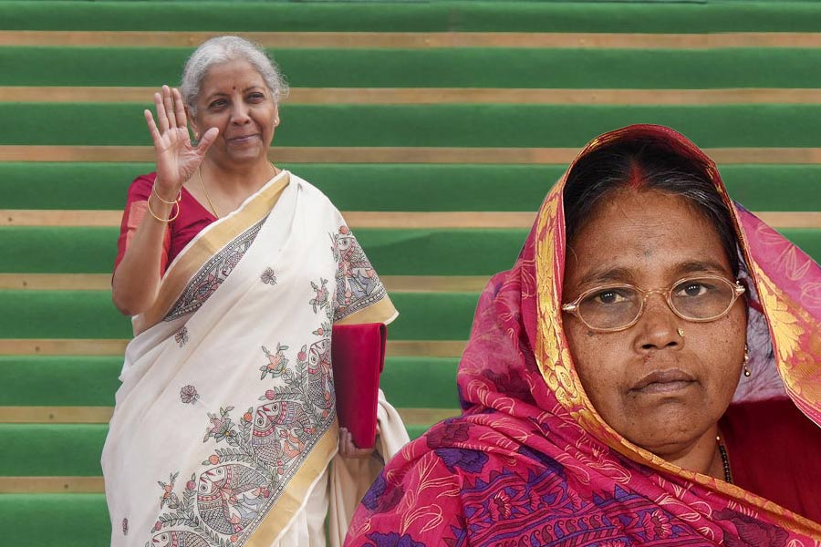 Dulari Devi of Madhubani shares her experience as Union Finance Minister Nirmala Sitharaman wears saree designed by her dgtls