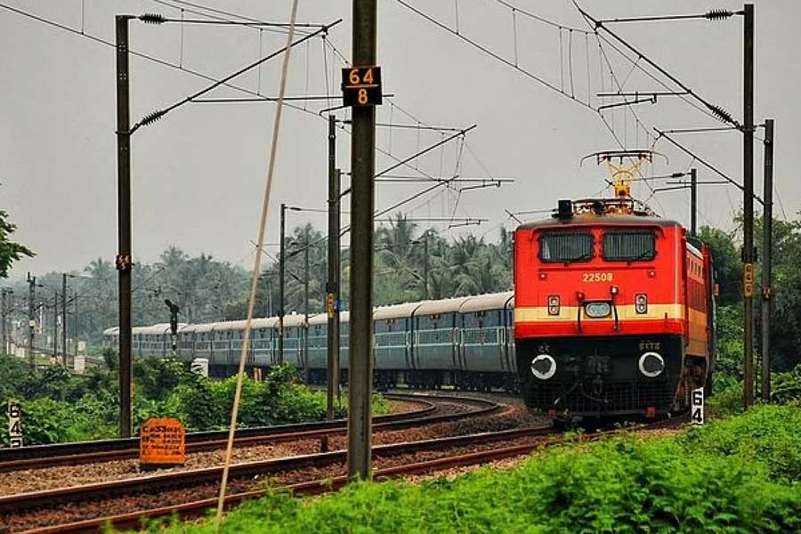 Indian Railways have decided to run about one hundred 'Non AC' 'Amrita Bharat'