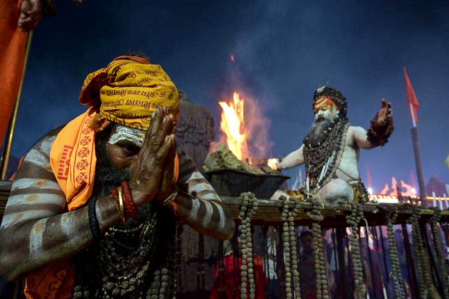 পুণ্যলাভের আশায়। 