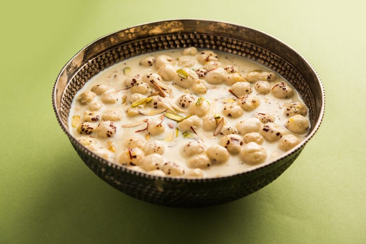 কী ভাবে খাবেন মাখানা?