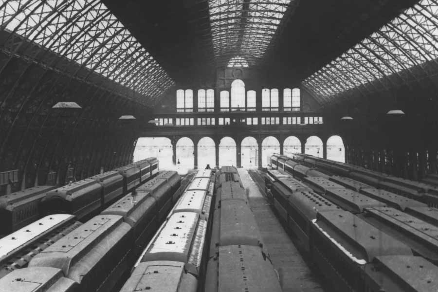 World’s largest railway station belongs to Grand Central Terminal in New York City with 44 station 