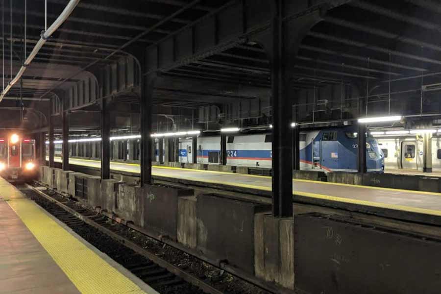 World’s largest railway station belongs to Grand Central Terminal in New York City with 44 station 