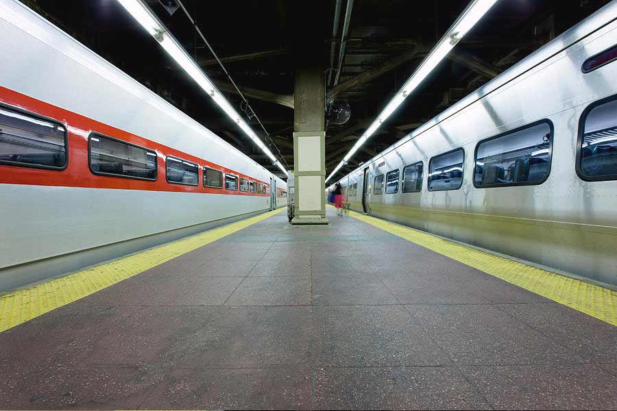 World’s largest railway station belongs to Grand Central Terminal in New York City with 44 station 