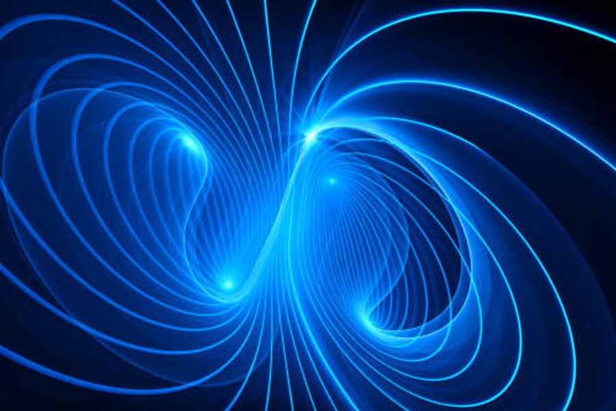 Know about Father Ernetti's Mysterious Chronovisor Device which allowed people to See the Past and Future