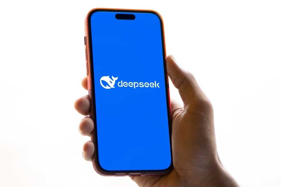 Chinese Startup DeepSeek Accused of Data Breach Banned By Many Governments