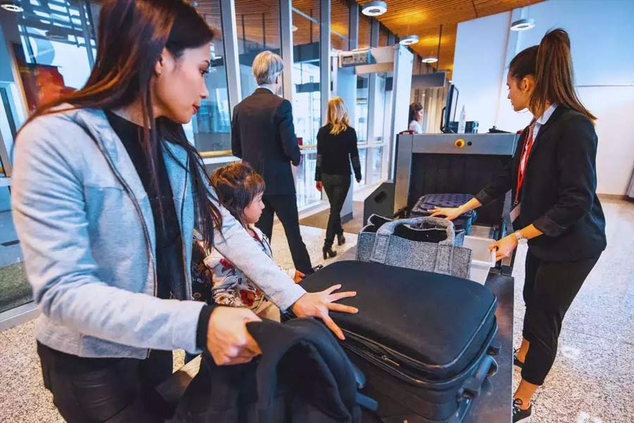 Tips for getting through airport security faster dgtl