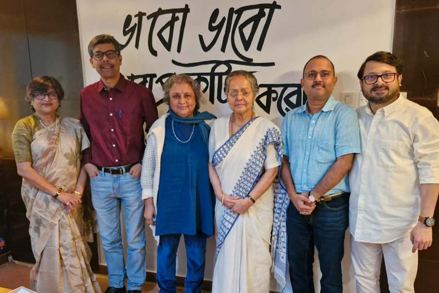 Pracheta Gupta, Tilottama Majumder and Smaranjit chakraborty will be seen on Rakhi gulzar Starrer Amar boss movie dgtl