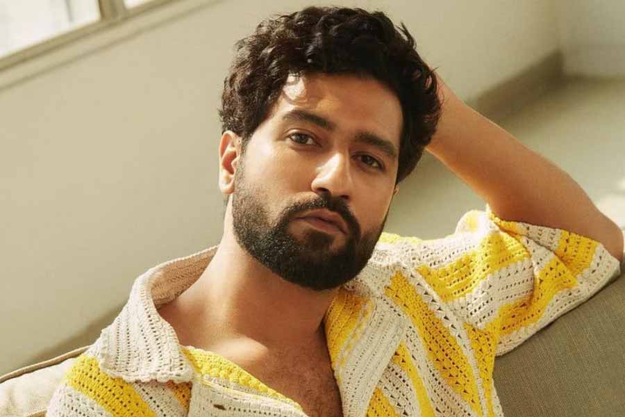 From Vicky Kaushal to Bhumi Pednekar, bollywood actors left high paying jobs for acting