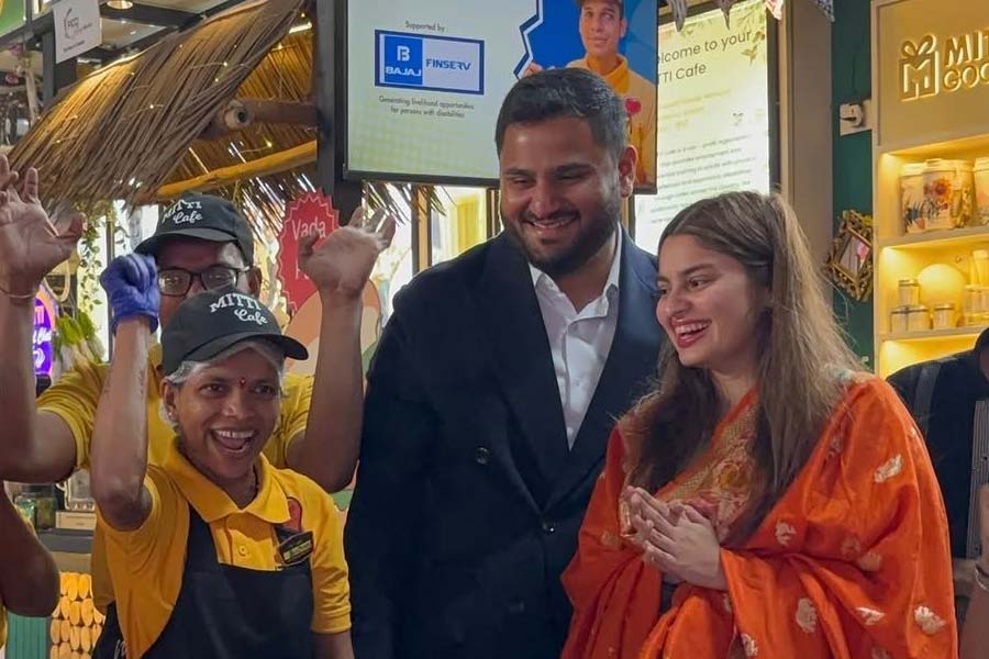 Jeet Adani to tie knot with Diva Shah today a look at their special moments and venue