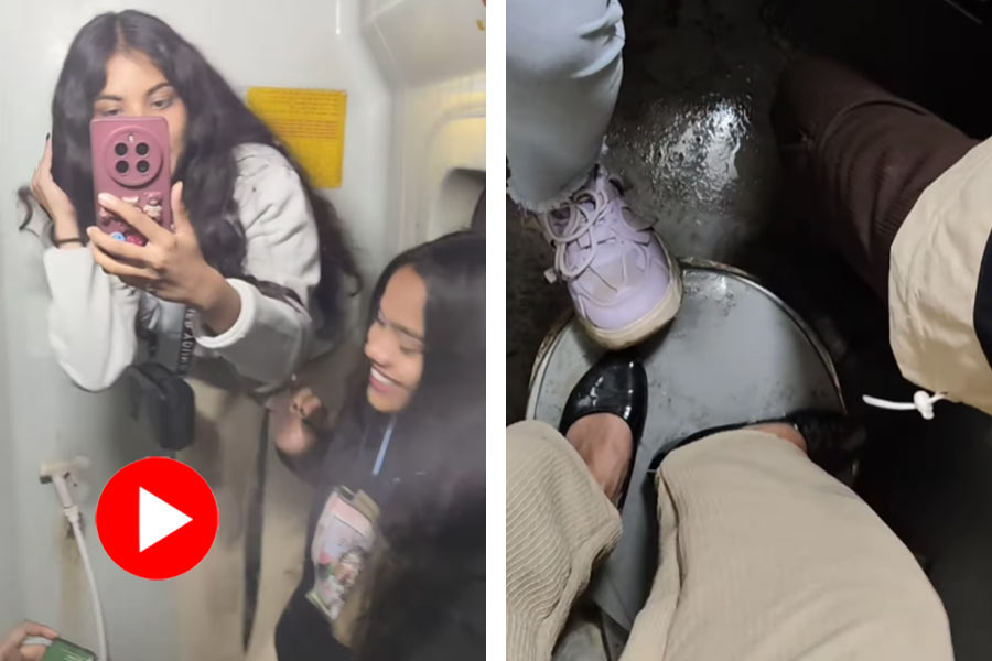 A woman films herself and friends in a train toilet to avoid congestion went viral