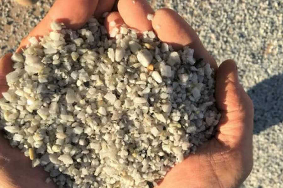 Ukraine wants US arms and ammunition against rare earth elements may trigger more attack from Russia 