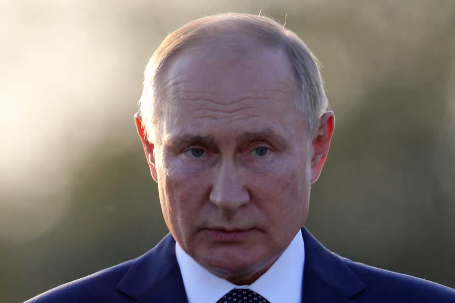 Ukraine wants US arms and ammunition against rare earth elements may trigger more attack from Russia 