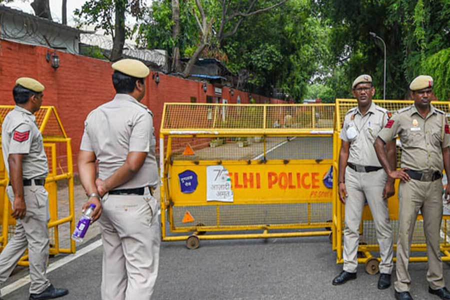 Suspicious unclaimed black box triggers panic in Delhi