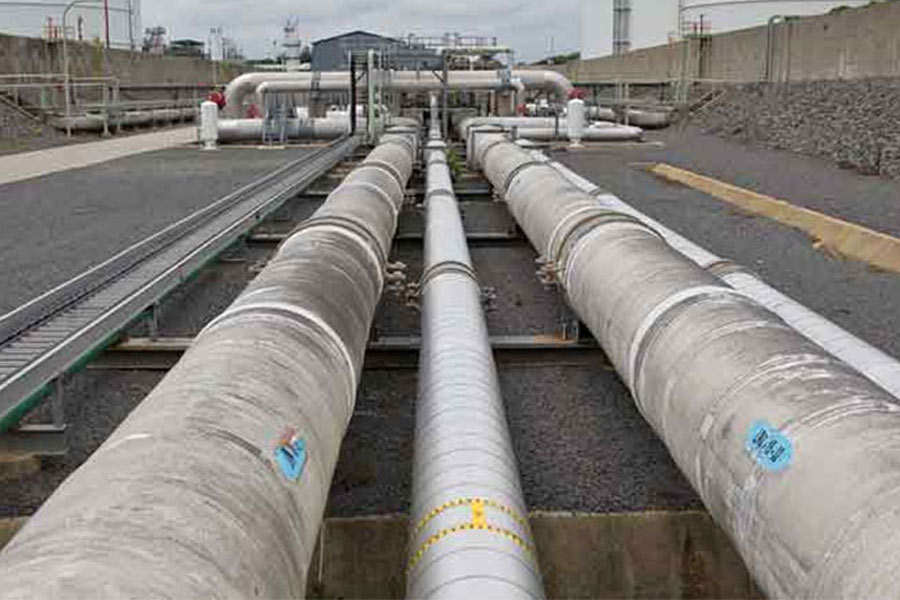 It is uncertain when cooking gas will be supplied to Kolkata through pipes