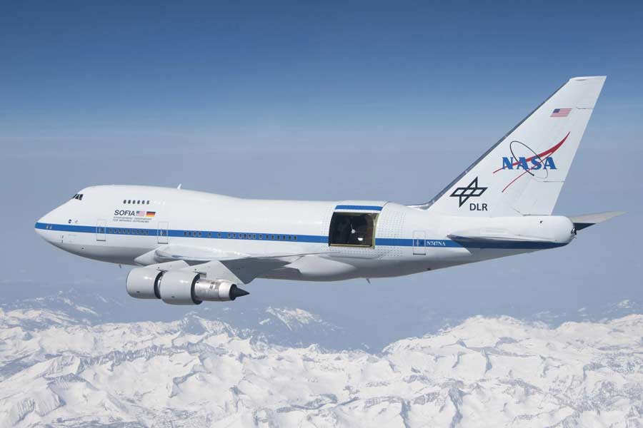 NASA discovered water in Moon through SOFIA know about flying astronomical observatory 