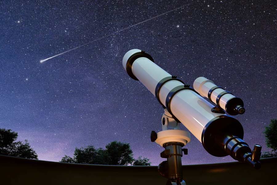 NASA discovered water in Moon through SOFIA know about flying astronomical observatory 