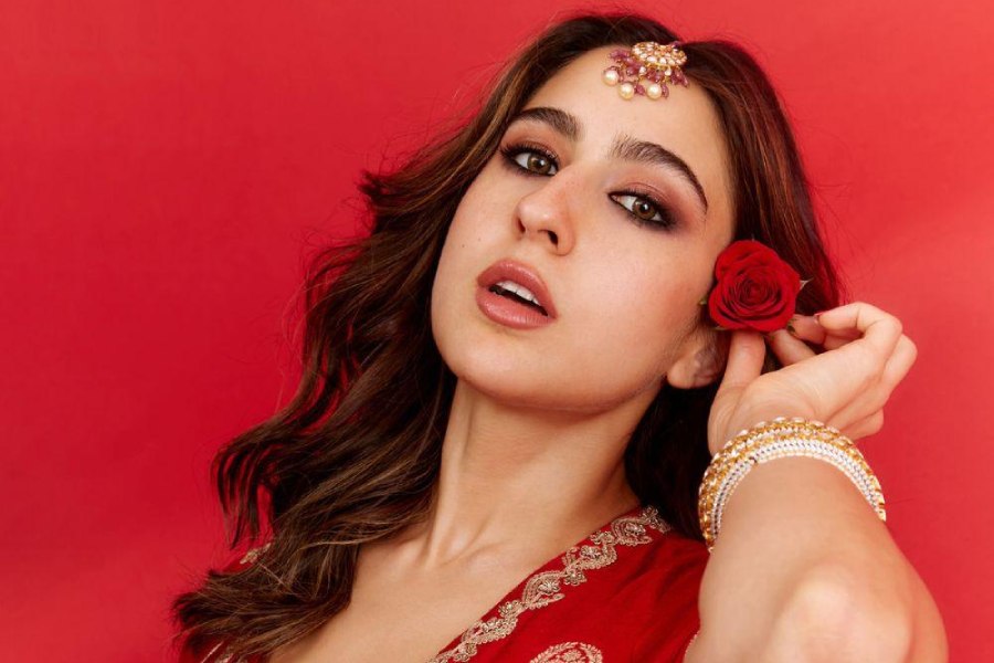 Sara Ali khan creates a different Fashion statement as she attends a friend's wedding as a Guest dgtl