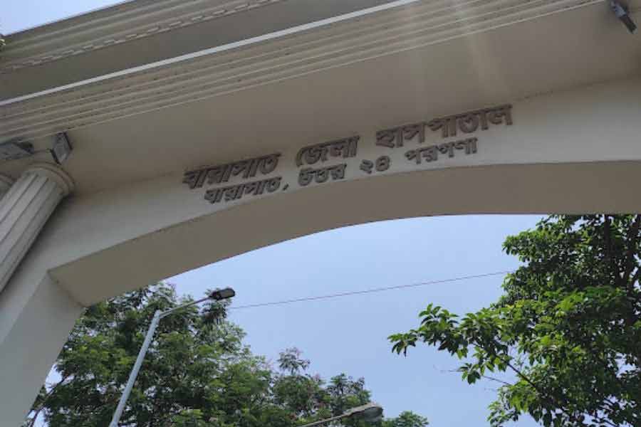 Barasat Medical College and Hospital successfully performed a knee transplantation despite low infrastructure