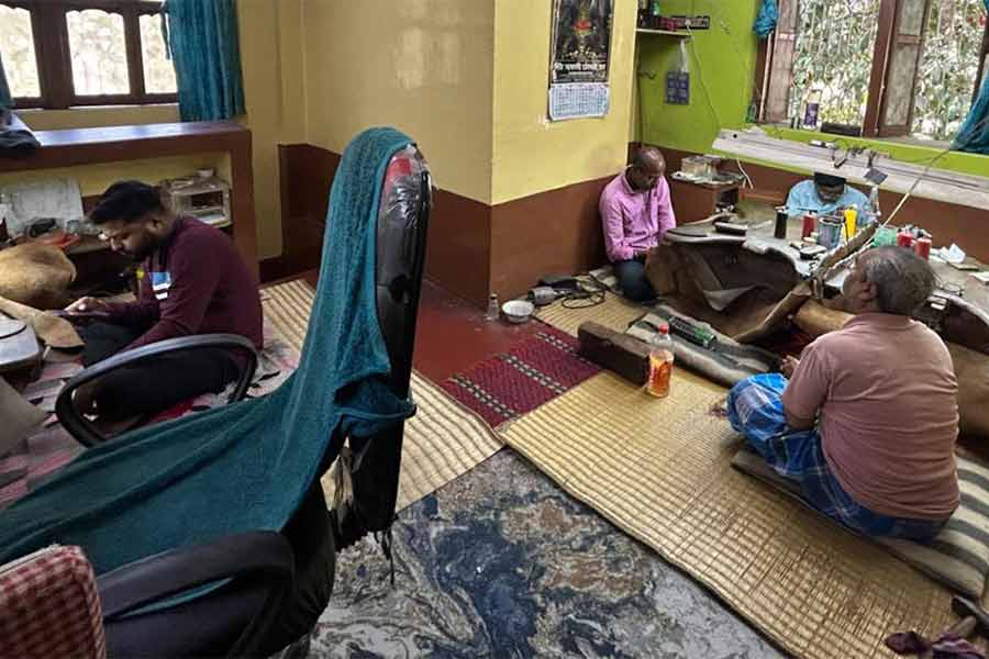 Gold Jewellery factories of Domjur in trouble due to high price of gold