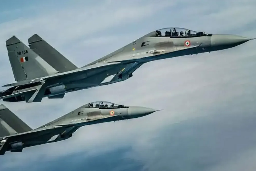 Russia offers advanced R 37M missile to India with local production license 