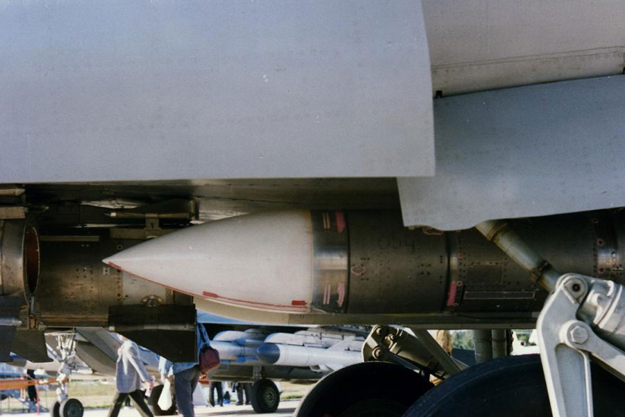 Russia offers advanced R 37M missile to India with local production license 