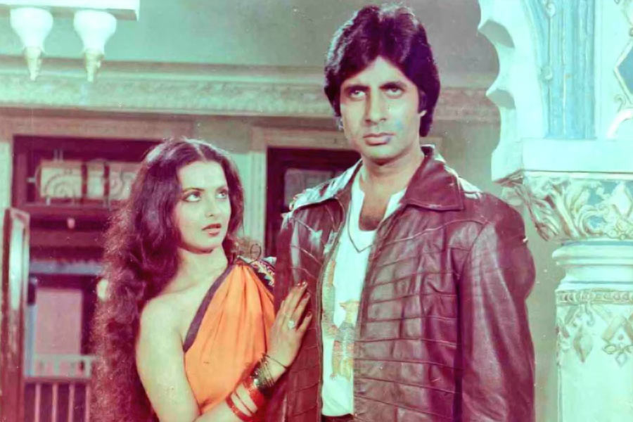 These films of Amitabh Bachchan and Rekha were never released