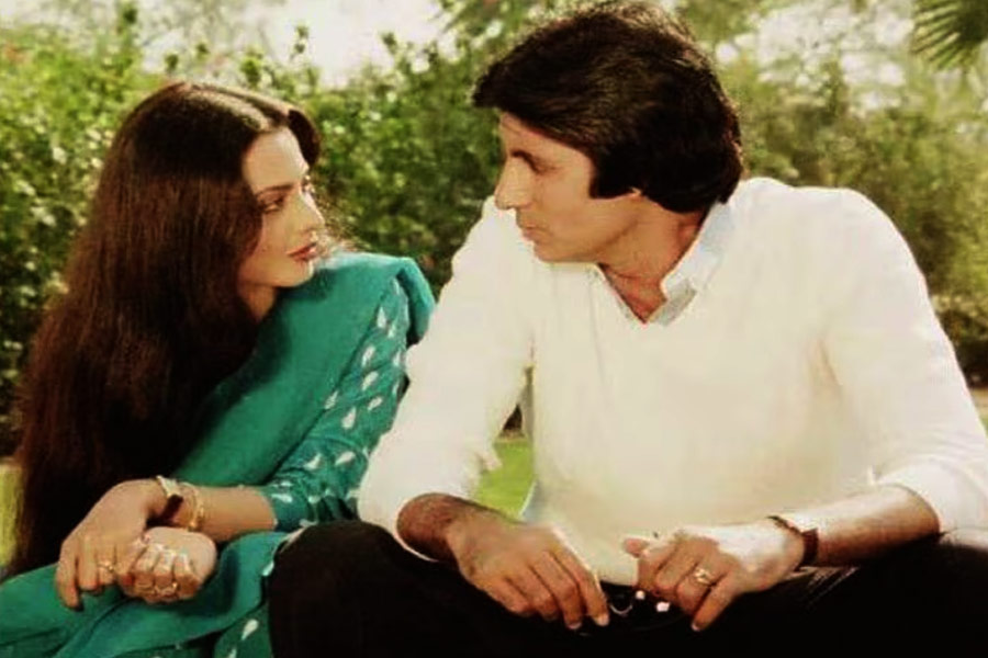 These films of Amitabh Bachchan and Rekha were never released