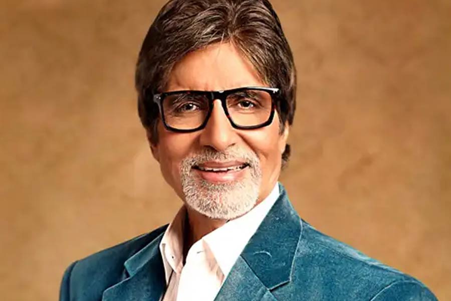 These films of Amitabh Bachchan and Rekha were never released