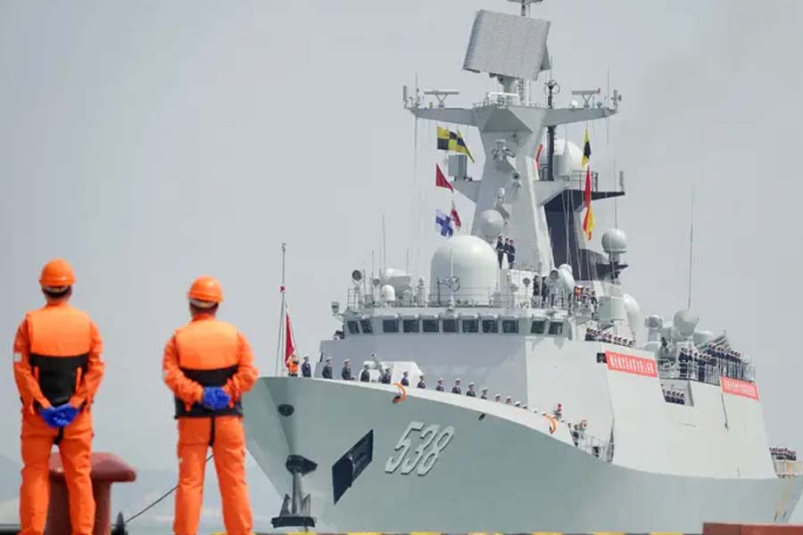 China's Type 055 Destroyer Can Counter 8 US Warships Using Unmanned Kill Web Tech in Pacific Conflict Over Taiwan