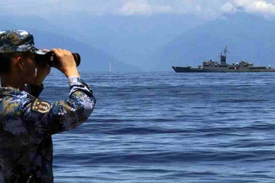 China's Type 055 Destroyer Can Counter 8 US Warships Using Unmanned Kill Web Tech in Pacific Conflict Over Taiwan