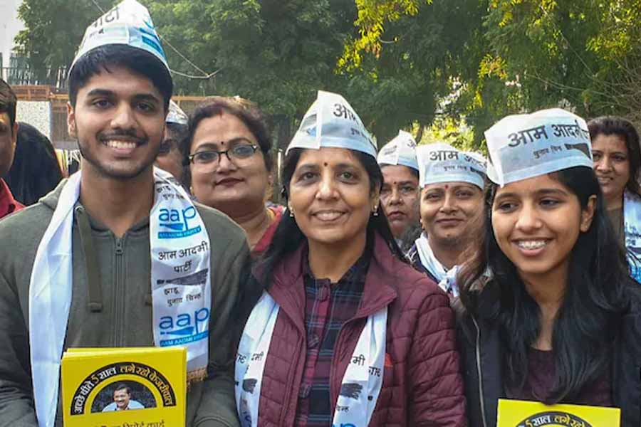 Meet Former Delhi Chief Minister Arvind Kejriwal's son Pulkit Kejriwal, who cracked IIT-JEE