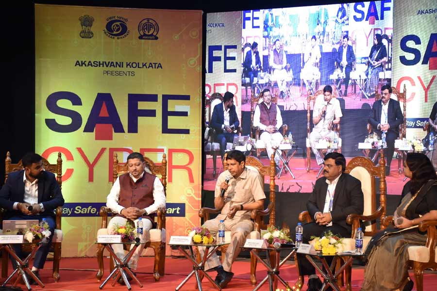Akashvani Kolkata conducted Safe Cyber event to spread awareness about Cyber Security before world radio day 2025