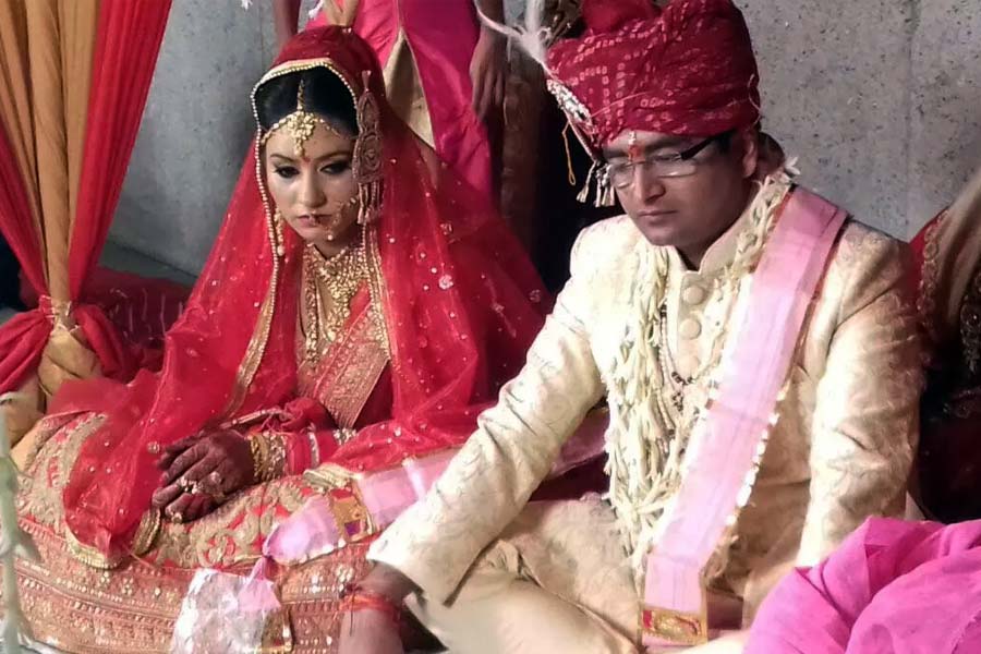 IAS officer married woman who came with a complaint and they fell in love