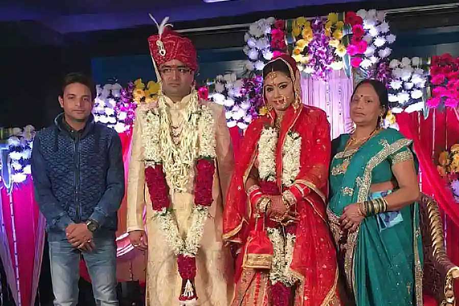 IAS officer married woman who came with a complaint and they fell in love
