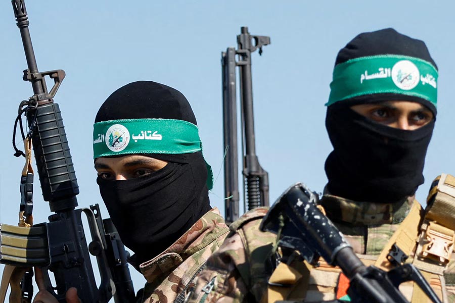 Israel May Resume Gaza Conflict, Citing Hamas Ceasefire Violation