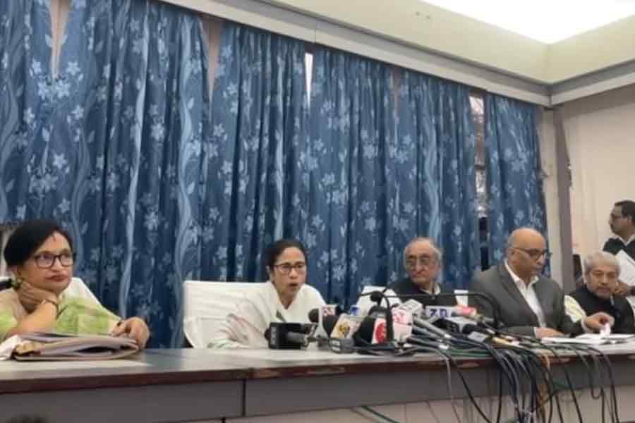 It is a political and administrative success for the state government to maintain its federal financial relationship with central government